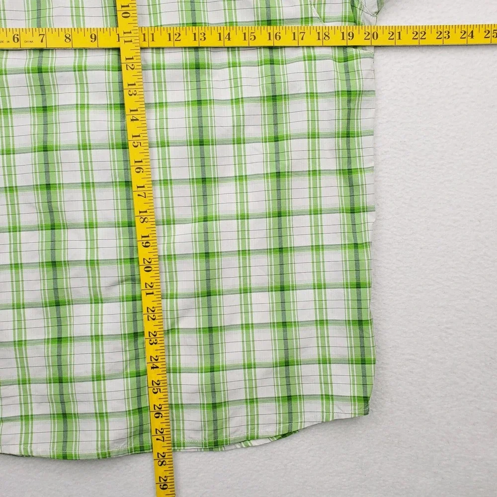 North Face Shirt Mens Small Green White Plaid Vented Outdoor Fishing‎ Tartan